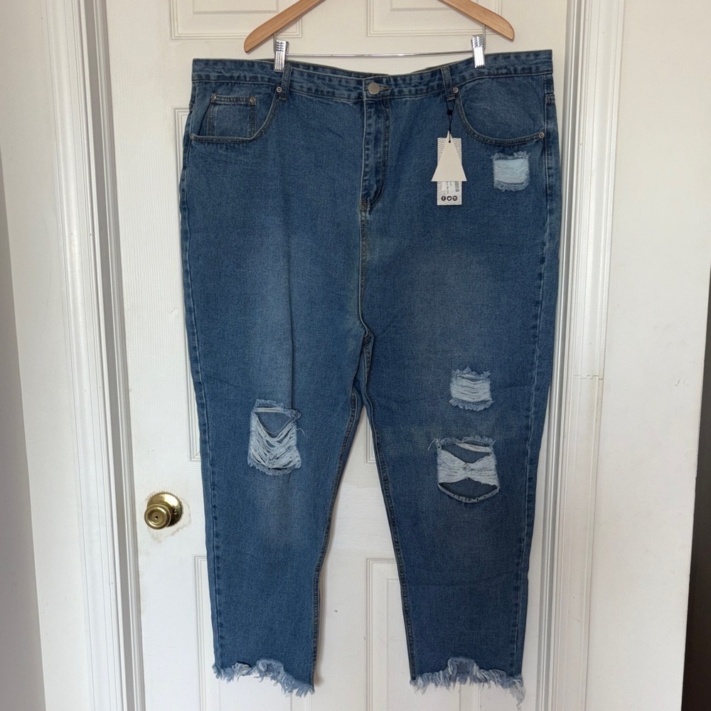 Boohoo Plus Blue Distressed High Waist Mom Jeans Size 22